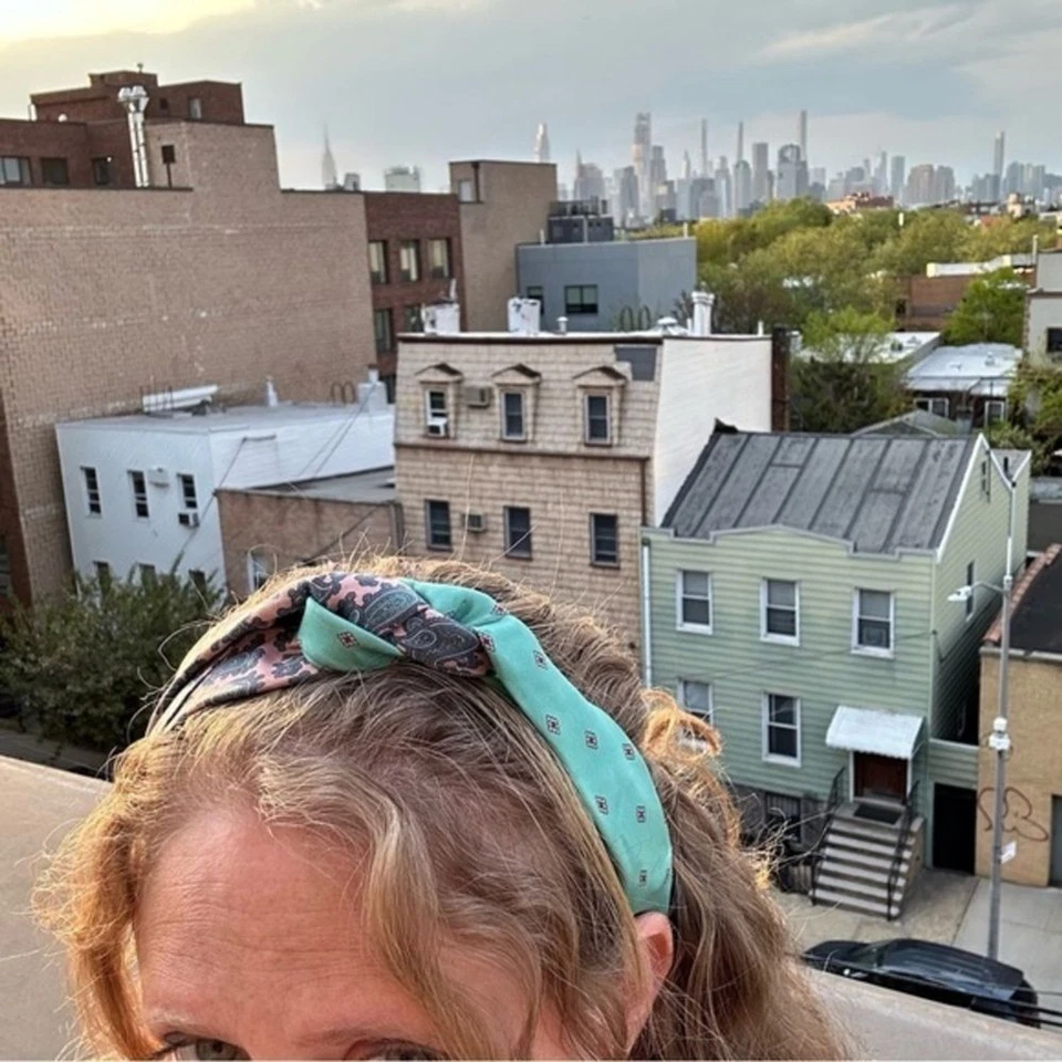 Diadema hecha a mano rosa y aqua paisley cuello corbata cottagecore granola niña hippie​ Foto 2 de 3