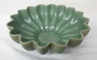 Vintage Ceramic 12" RED WING #1618 Chip or Fruit Pottery Bowl in Jade Green MINT