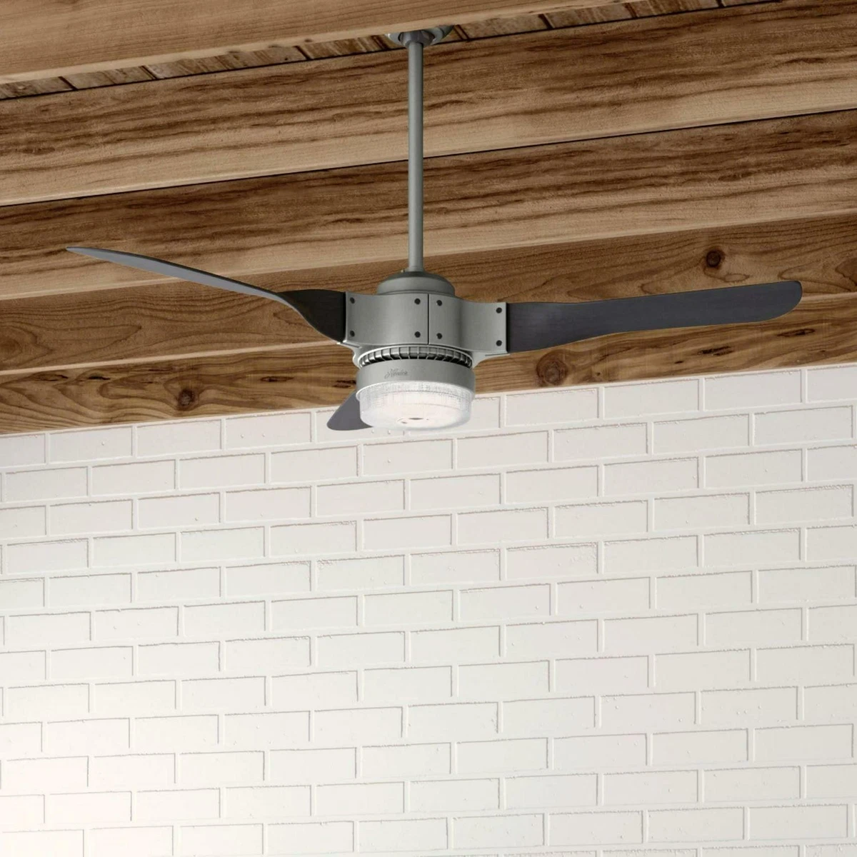 Hunter 54 Apache WiFi Ceiling Fan With LED Light Kit And Handheld