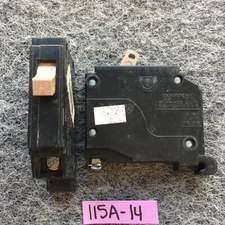 Cutler Hammer CH115 1 Pole 15 Amp 120/240V Plug On Plastic Foot Breaker Lot of 2