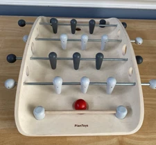 PLAN TOYS Plantoys Table top SOCCER game 2-4 players for ages 3+