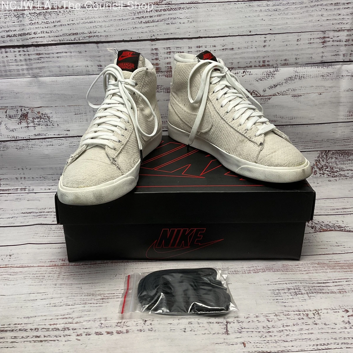 Nike Stranger Things x Blazer QS Mid Upside Down - огромный выбор