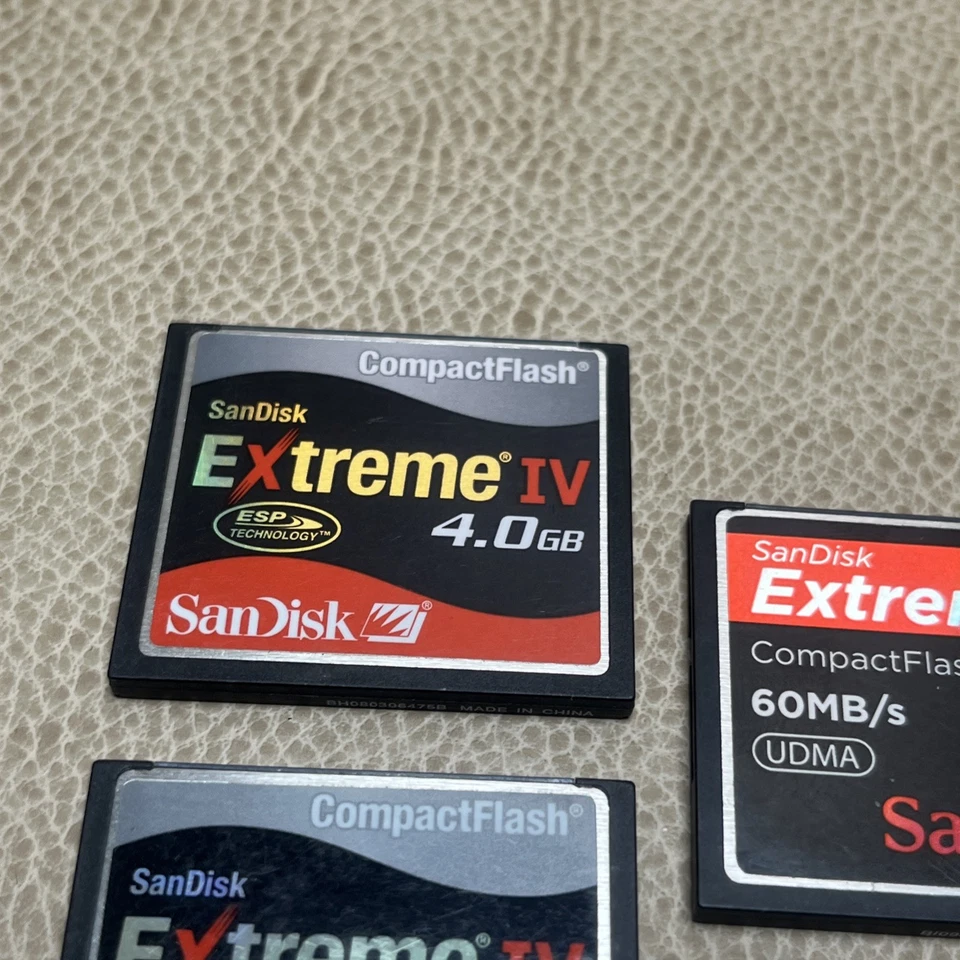 2 Sandisk 4GB Extreme IV Compact Flash Cards + 1 Extreme 8GB - Image 3 of 4