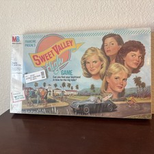 SWEET VALLEY HIGH Board Game Milton Bradley 1988 SEALED IN