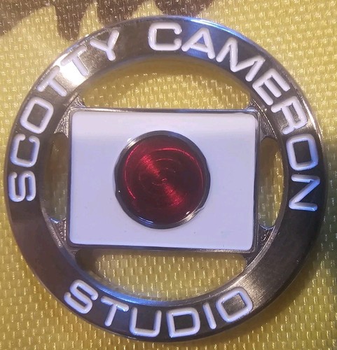 NEW SCOTTY CAMERON 2010 (?) JAPAN STUDIO FINE MILLED PUTTERS BALL MARKER COIN - Picture 2 of 8