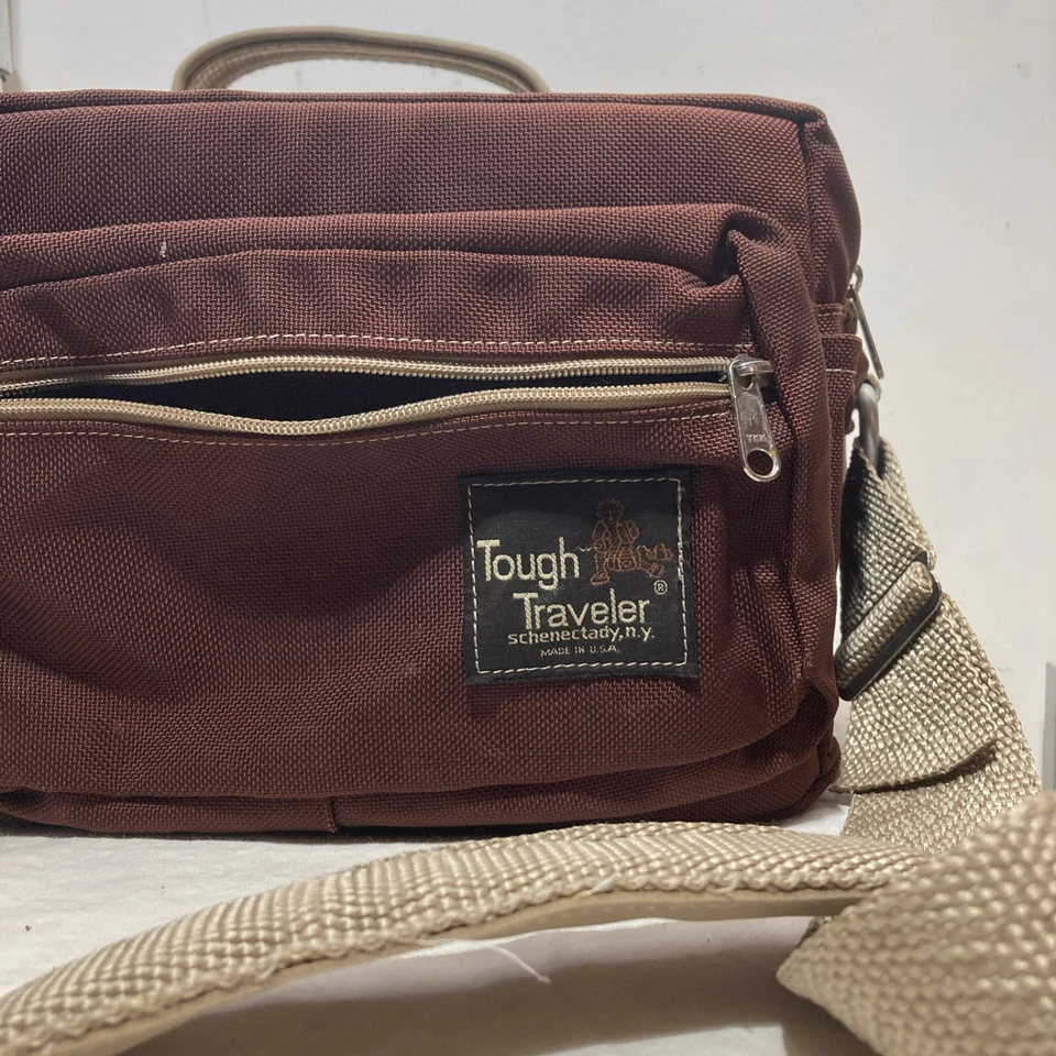 Estuche Bolsa para Cámara de Viajero Resistente Lona Borgoña De Colección Hecho en EE. UU. Resistente Foto 2 de 4