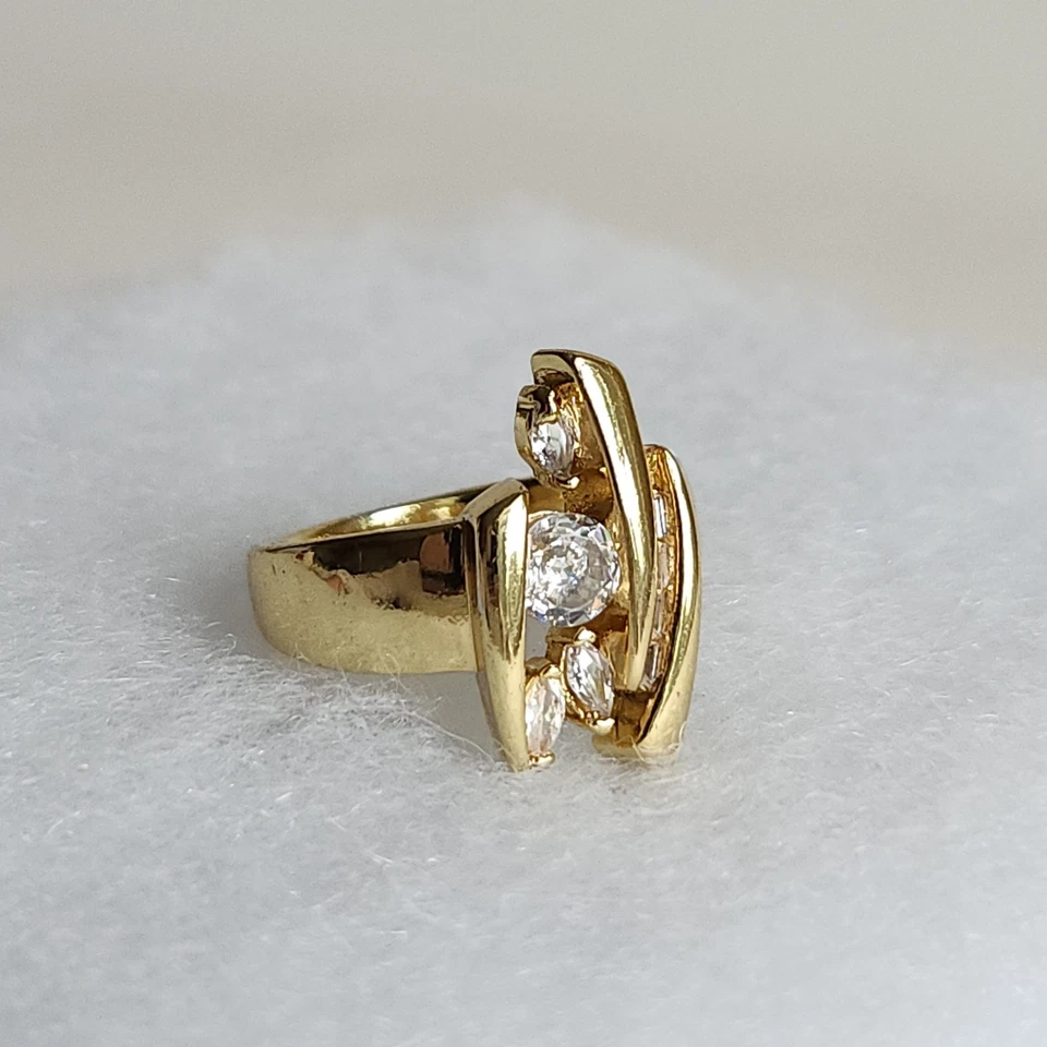 Anillo llamativo de diamantes de laboratorio de 3 quilates dos | Acabado en oro de 14 quilates | Talla 7 | Marcado S925 Foto 3 de 4