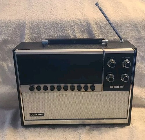 Vintage MIDLAND Model 10-561 8 Band Portable Radio AC 120V 60Hz 3.3W Japan RARE - Zdjęcie 4 z 12