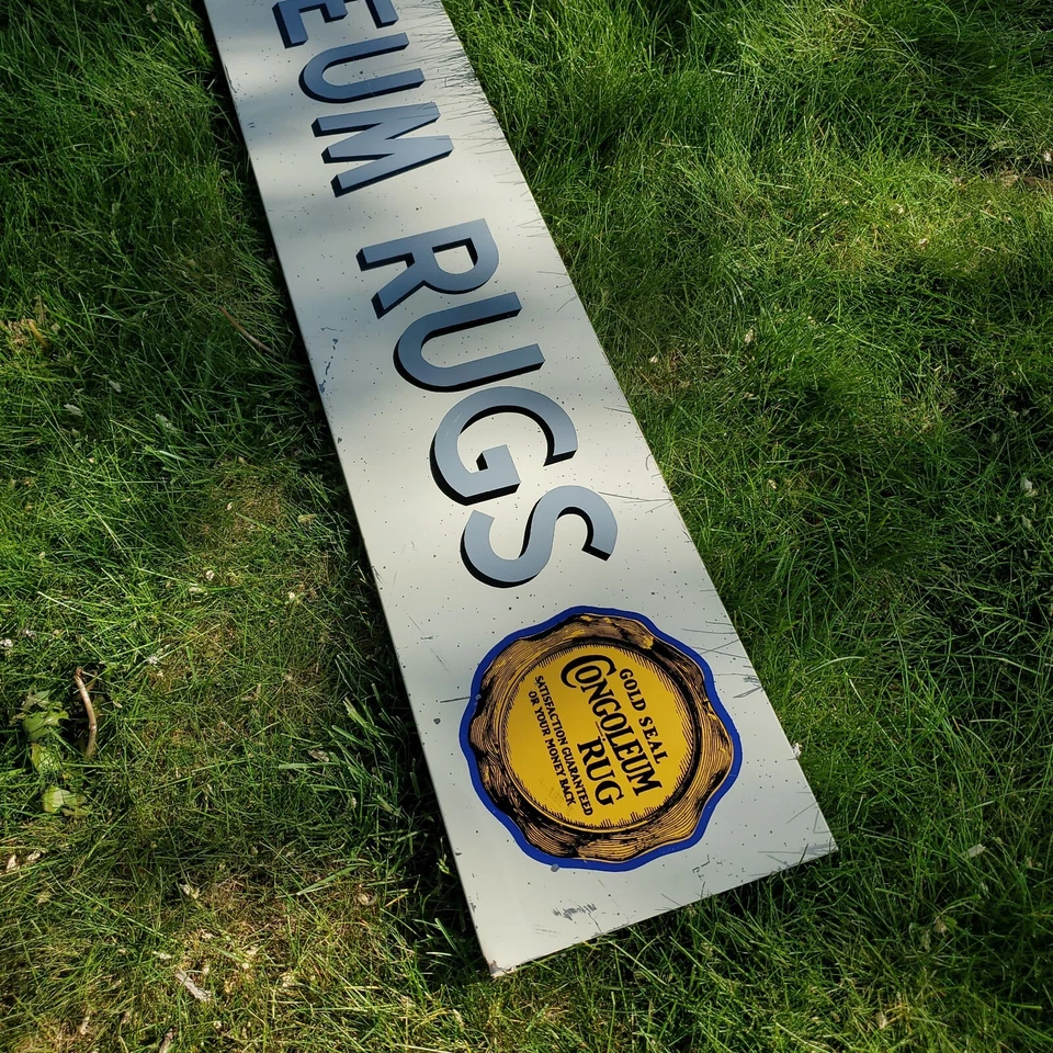 Letrero de alfombras de congoleo vintage originales de la década de 1950 metal sello dorado muebles Sears Gas Foto 3 de 4