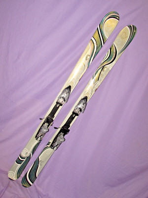 K2 TOUGH LUV T:Nine T9 women's skis 170cm with Marker 11.0