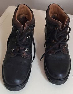 scholl boots uk