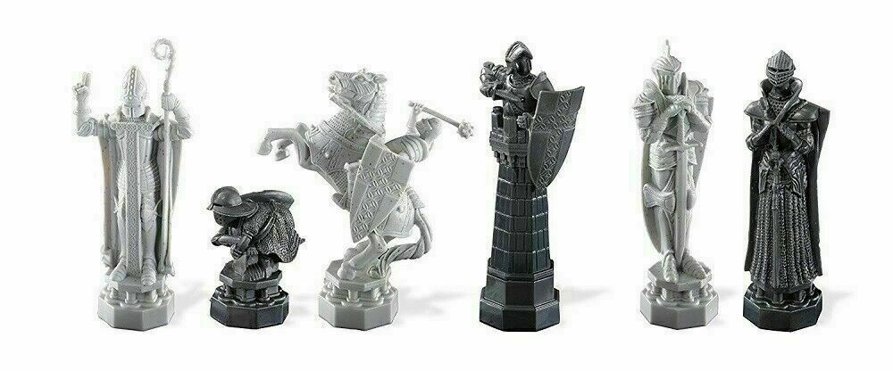 The Noble Collection Harry Potter Wizard Chess Set - 32 Detailed Playing  Pieces - Officially Licensed Harry Potter Film Set Movie Props Toys Gifts