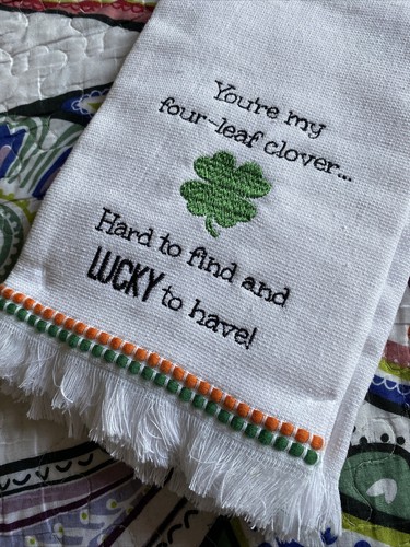 LADINNE Set 2 St. Patrick's 20x30 White Fringe Kitchen Towels Four Leaf Clover - Picture 11 of 13