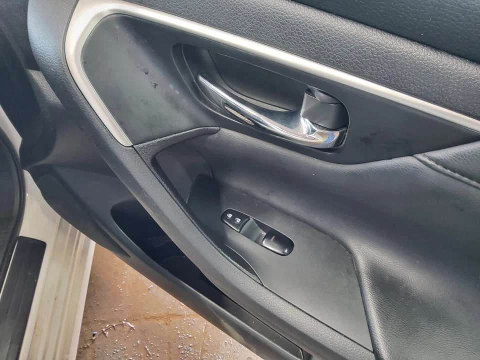 Cilindro maestro de freno usado se adapta a: vehículo Nissan Altima 2015 control dinámico grado Foto 4 de 4