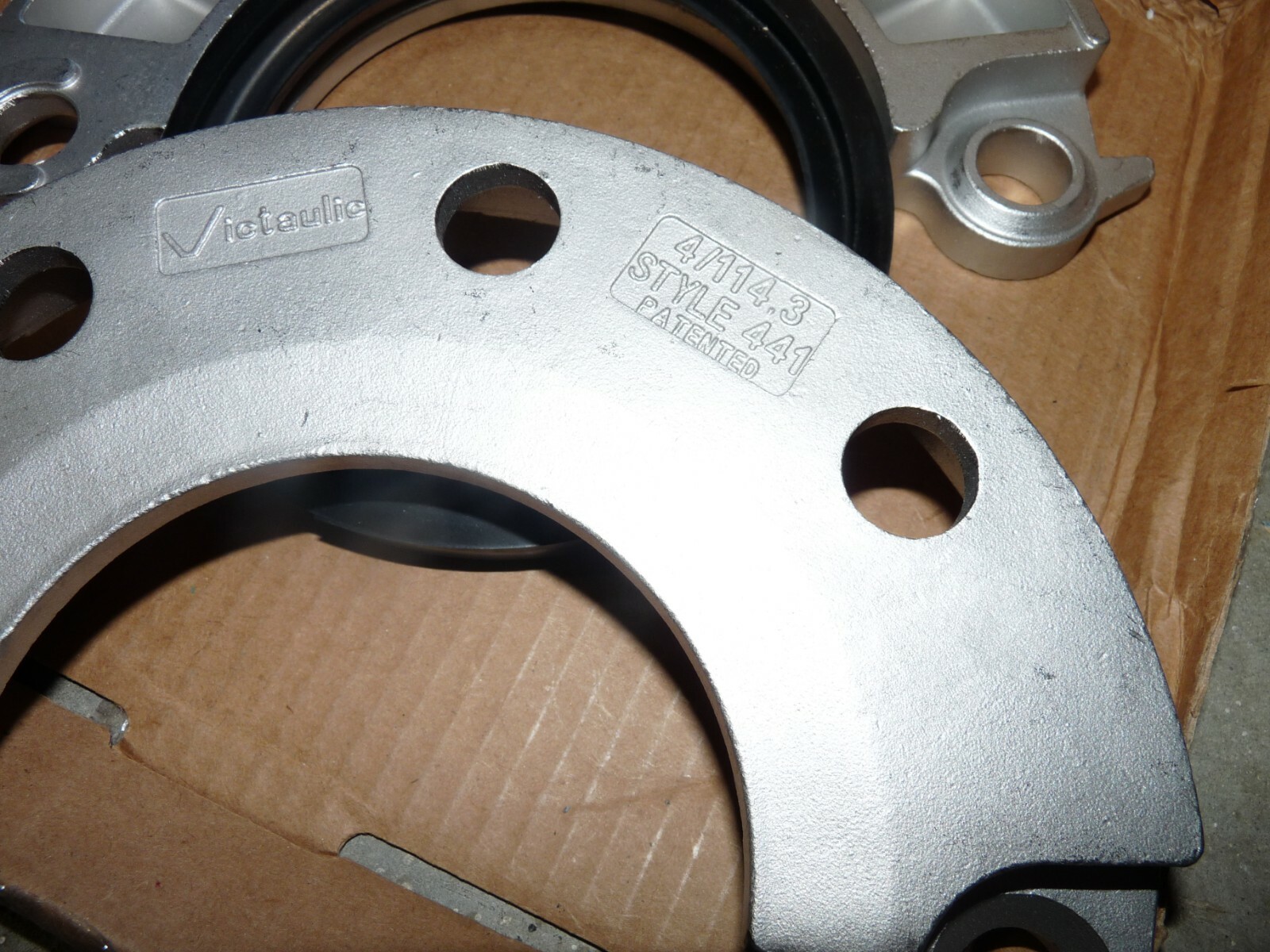 Victaulic Style 441 Stainless Steel VicFlange Adapter 4" Diameter E