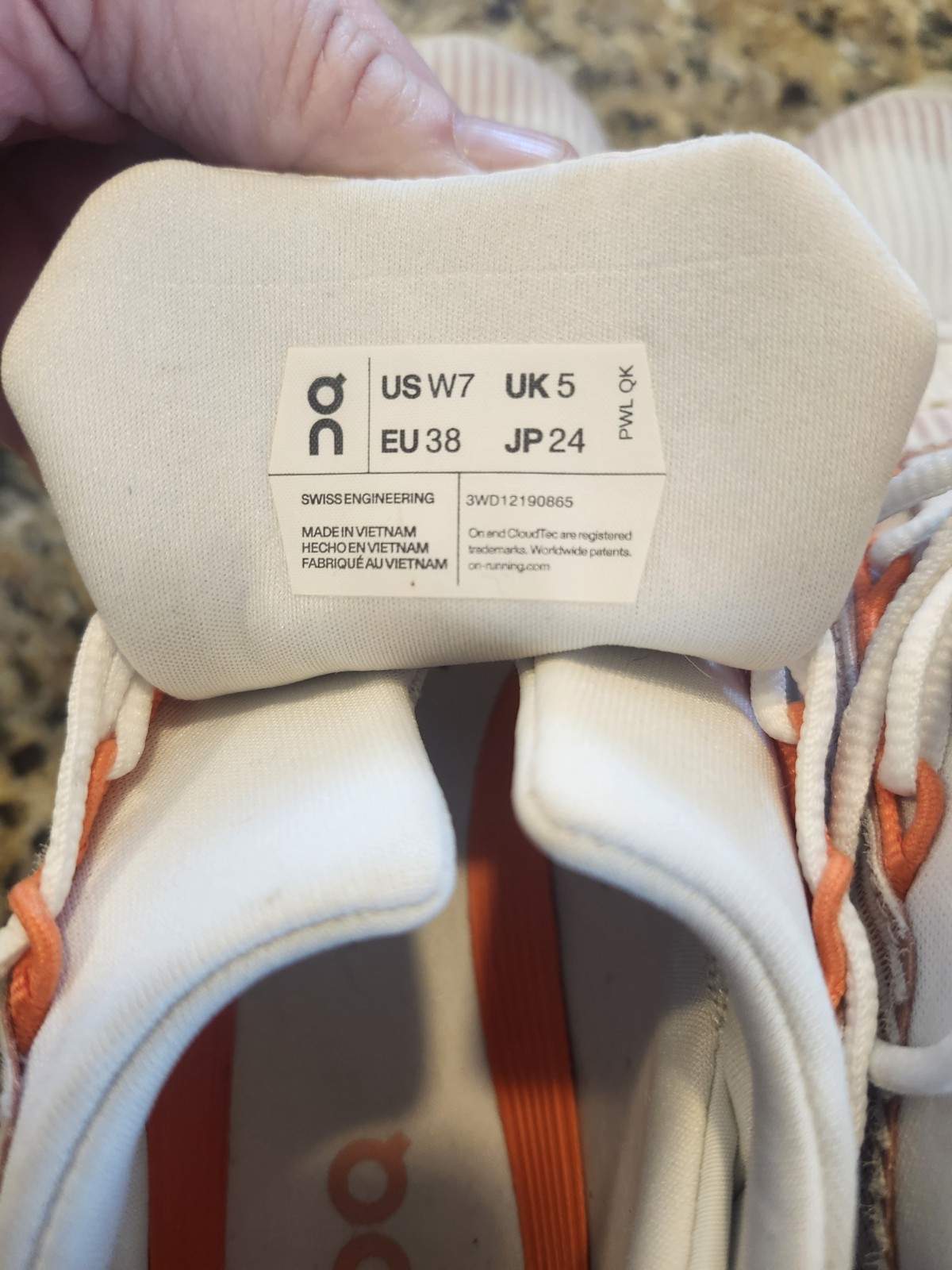 On Cloud Cloudtech Running Shoes White  Orange Wo… - image 7