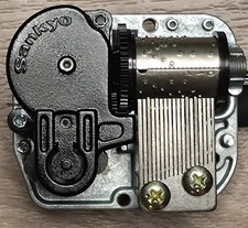 Sankyo 18-Note Music Box Movement - Plays well, video with tune in gallery