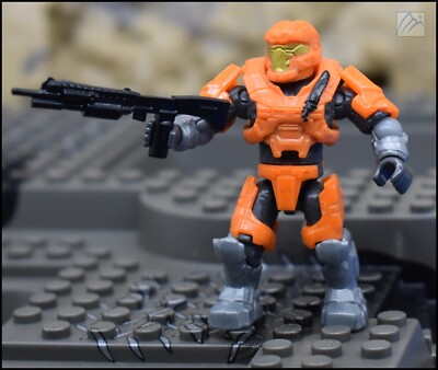 HALO CONSTRUX MEGA BLOKS UNSC ORANGE SPARTAN JFO MINI FIGURE 97514 ZOMBIE  PACK