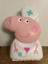 PEPPA PIG CHECKUP CASE WITH CARRY HANDLE  STETHOSCOPE TOY DOESN  T CLOSE 