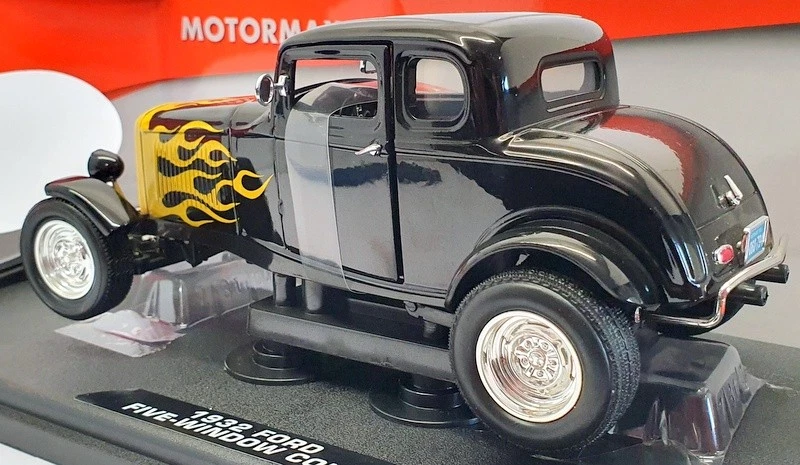Motor Max 1/18 Scale Model Car 73171 - 1932 Ford Five Window Coupe - Black - Image 2 of 4
