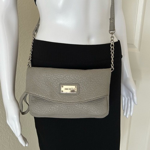 Nine West Tunnel Pebbled Faux leather Grey Crossbody Shoulder bag Purse - Picture 2 of 11