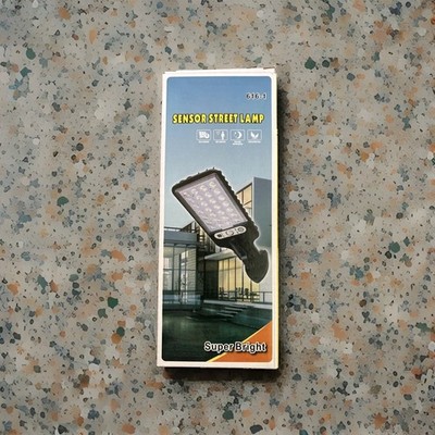 616-4 Super Bright LED Motion Sensor Street Lamp Outdoor Black CE RoHS White