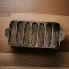 Antique 1920s Wagner Ware Jr. Krusty Korn Cast iron corn stick pan
