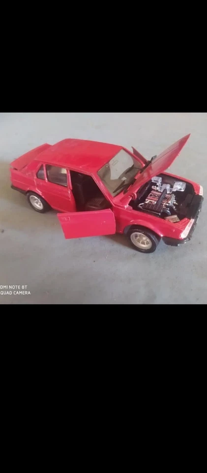 Alfa Romeo Giulietta Polistil 1:25, Ottime Condizioni - Immagine 3 di 4