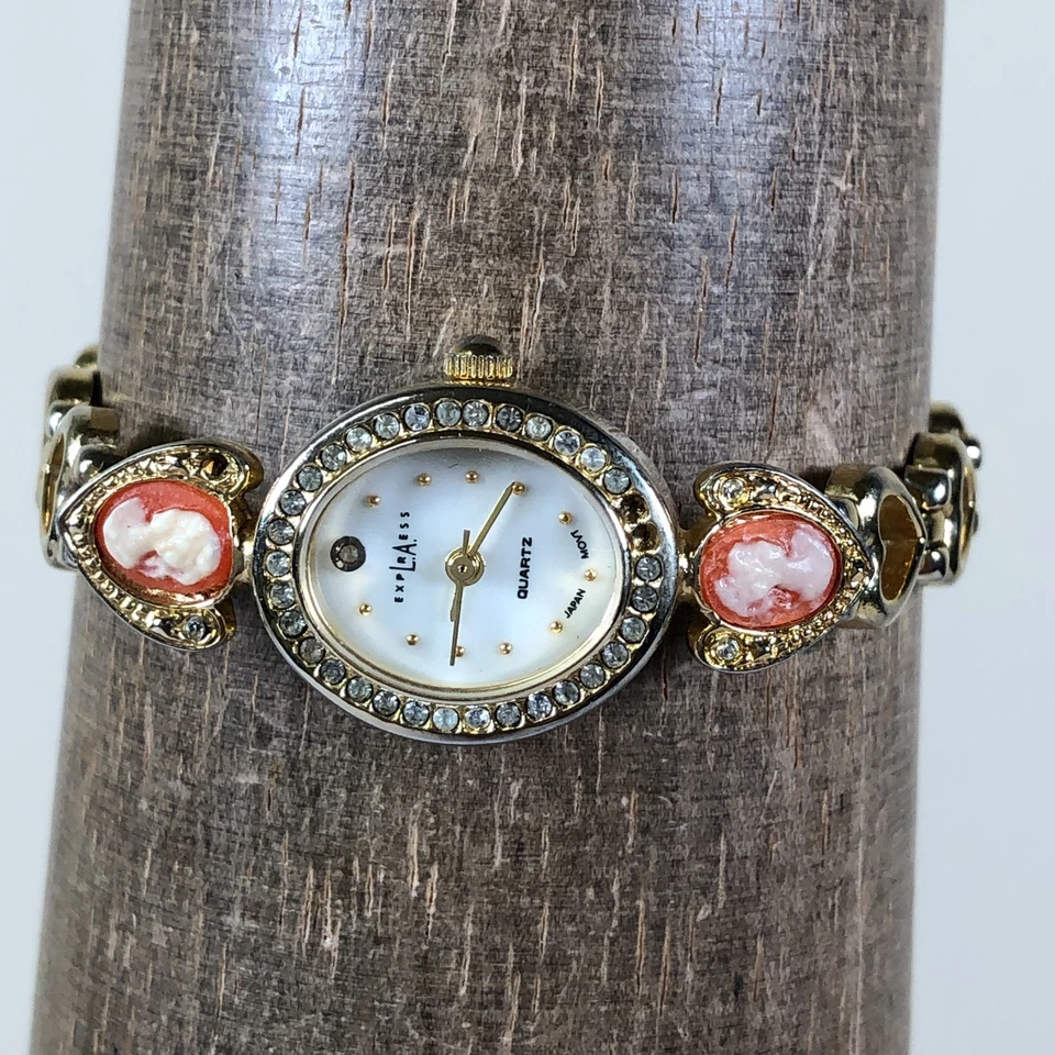 LA Express Mujer Vestido Pave Camafeo Corazón Oro Pulsera Ovalado Cuarzo Reloj 6 1/2" Foto 2 de 4