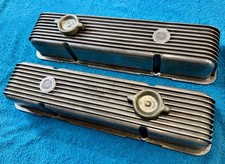 Cal Custom Sbc Finned Aluminum Valve Covers 40-2300 Small Block Chevy