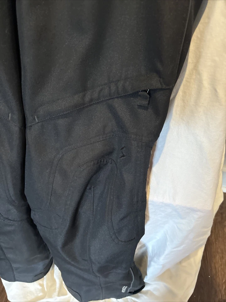 Calça preta para motocicleta Scorpion EXO Medina RN # 36316 tamanho grande com forro em excelente estado usado - Imagem 3 de 4