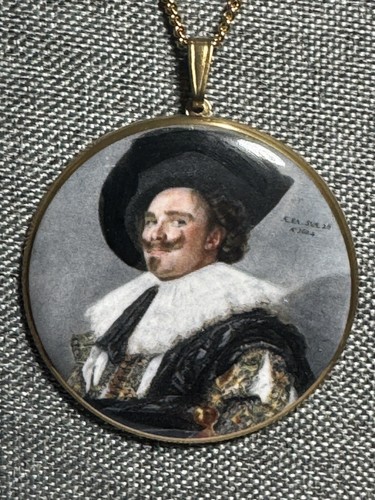 Pendant & Chain Laughing Cavalier Wallace Collection Sir Frans Hals Boxed