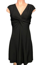 WHBM White House Black Market Sleeveless V Neck Little Black Dress Size 0