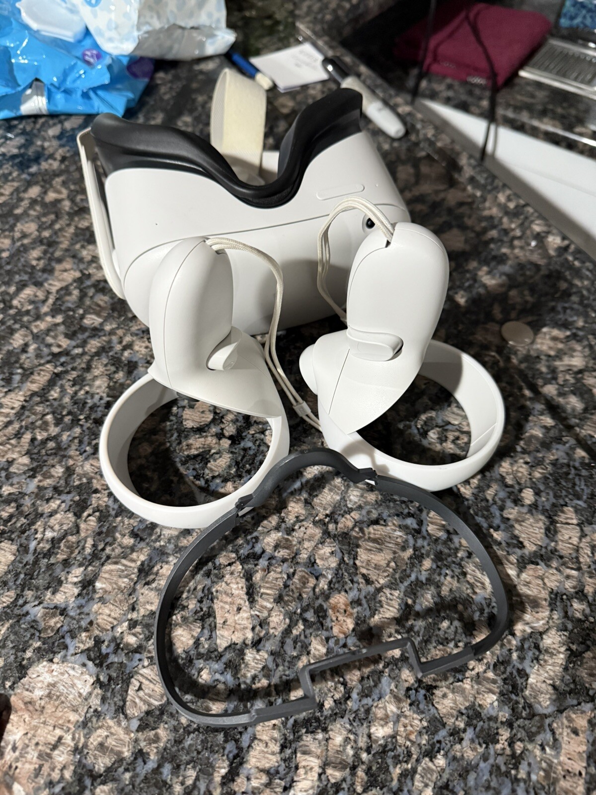 Meta Oculus Quest 2 128GB Virtual Reality Headset White (OCQ128B) eBay