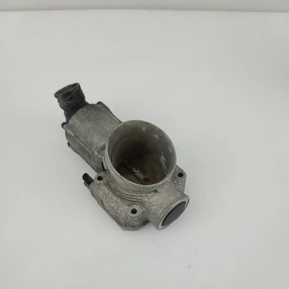 95-01 Se adapta a carrocería del acelerador del motor BMW E38 E31 7 8 Series 750iL 850Ci M73 Foto 2 de 4