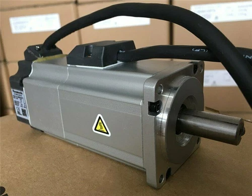 1PC New PANASONIC MHMD042P1T AC Servo Motor In Box Expedited Shipping - Picture 4 of 6