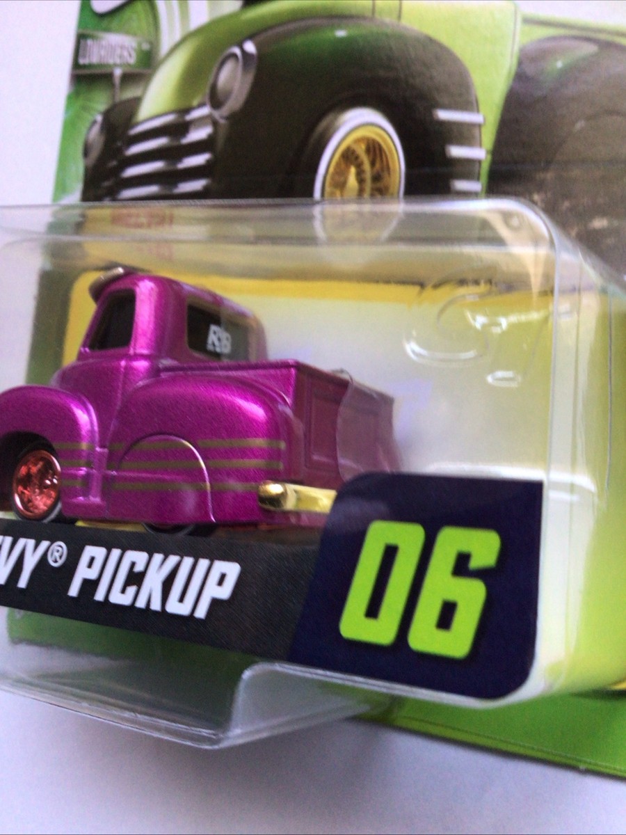 ※ハッピー CARTUNED Series 2 1953 Chevy Pickup RARE PINK CHASE 1 of 400