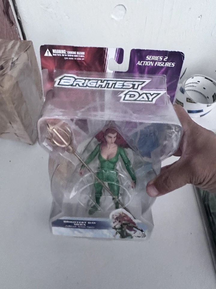 Brightest Day Mera DC Direct Series 2 Collector Action Figure DC Comics (New) - Image 4 of 4