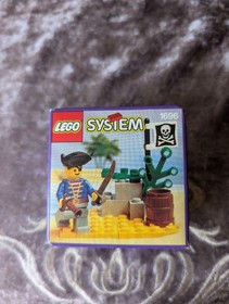 LEGO Pirate Lookout Set 1696 & Stone Bomber 1917 Vintage 1990s Rare