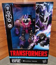 NIB HASBRO TRANSFORMERS AGE OF THE PRIMES VOYAGER CLASS  ALPHA TRION