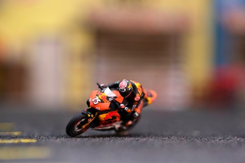 Miniature Figure Moto GP Superbike H0 1/87 or Scale 1/64 Hotwheels - Picture 19 of 24