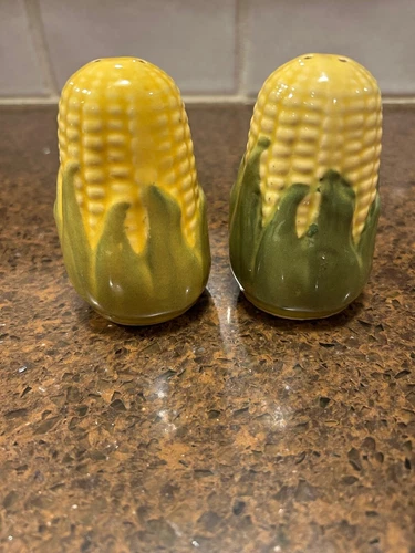 VINTAGE Shawnee Pottery Corn King SMALL Salt & Pepper Shakers, No Stoppers, 3.5"