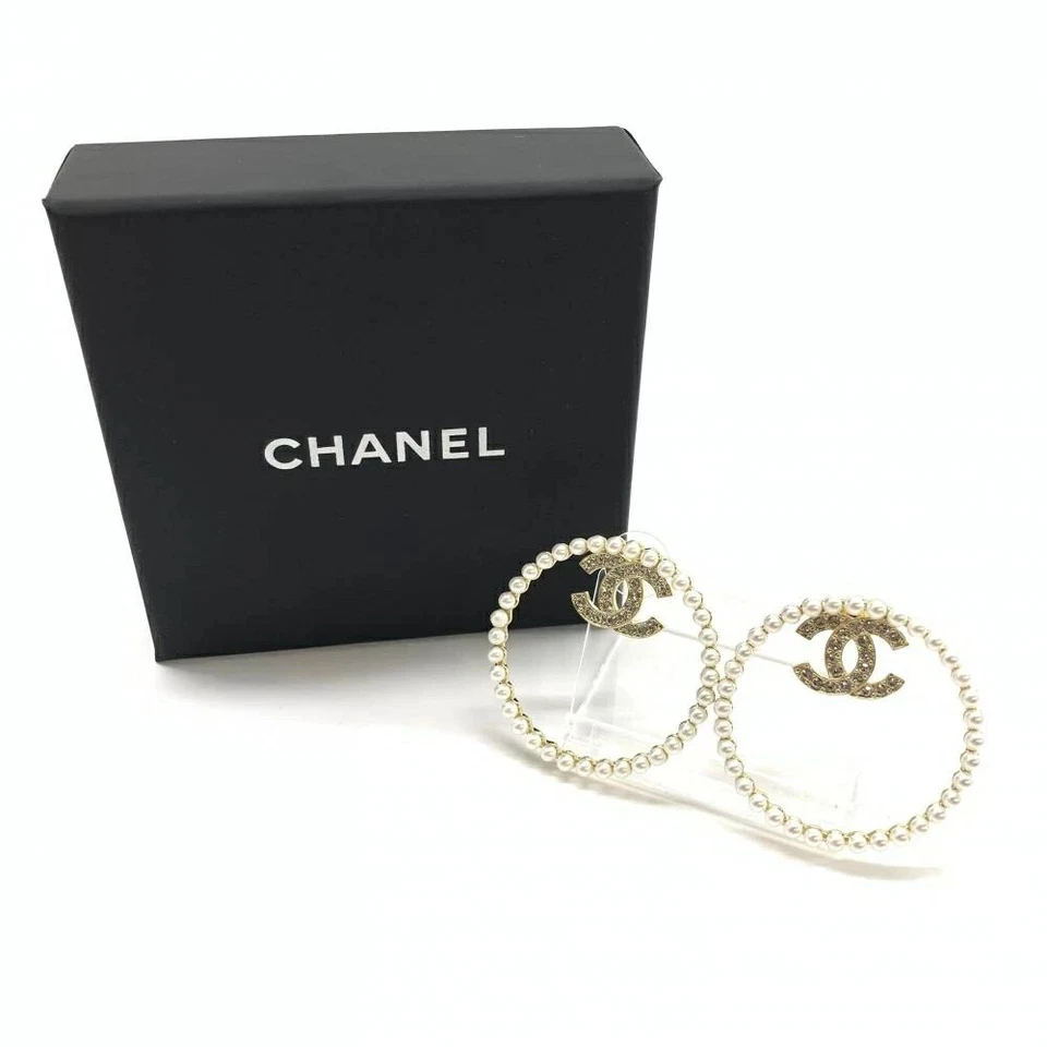 Pendientes CHANEL Vintage Auténticos Logo Coco CC Kenkenjp Oro Estrás Aro Perla FS Foto 2 de 4
