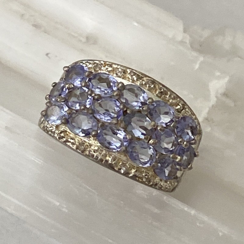 Vintage Tanzanite and Diamond Sterling Silver Size 7 Ring 5.4g