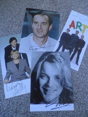 RICHARD & JUDY, JAMIE THEAKSTON ANGUS DEAYTON +1, SIGNIERTE FOTOS