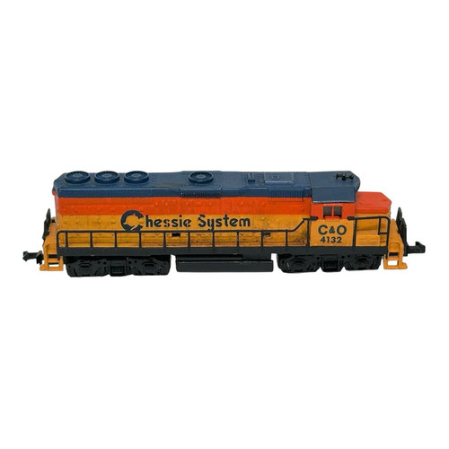 LOCOMOTORA DIÉSEL REAL ESCALA N 4132 SISTEMA AJEDREZ C&O GP-40 | Zustand: Used