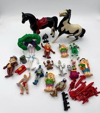 Mixed Lot of Vintage Action Figures / Characters / Toy Accessories