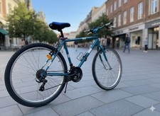 Vélo VTT randonnée semi-rigide 29 cadre aluminium, EXPL 100 bleu ROCKRIDER