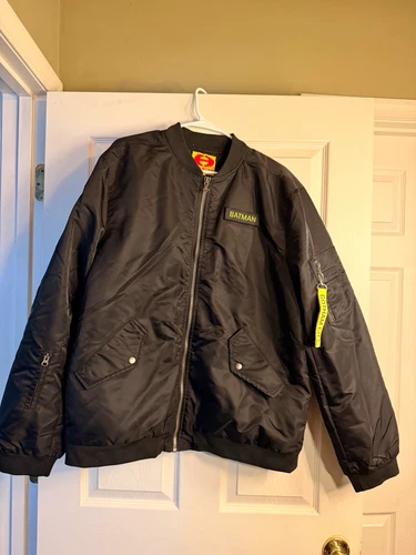 Hero Within Batman Gotham City Bomber Jacket Black/Yellow Full Zip Men's 2XL - product listing photo