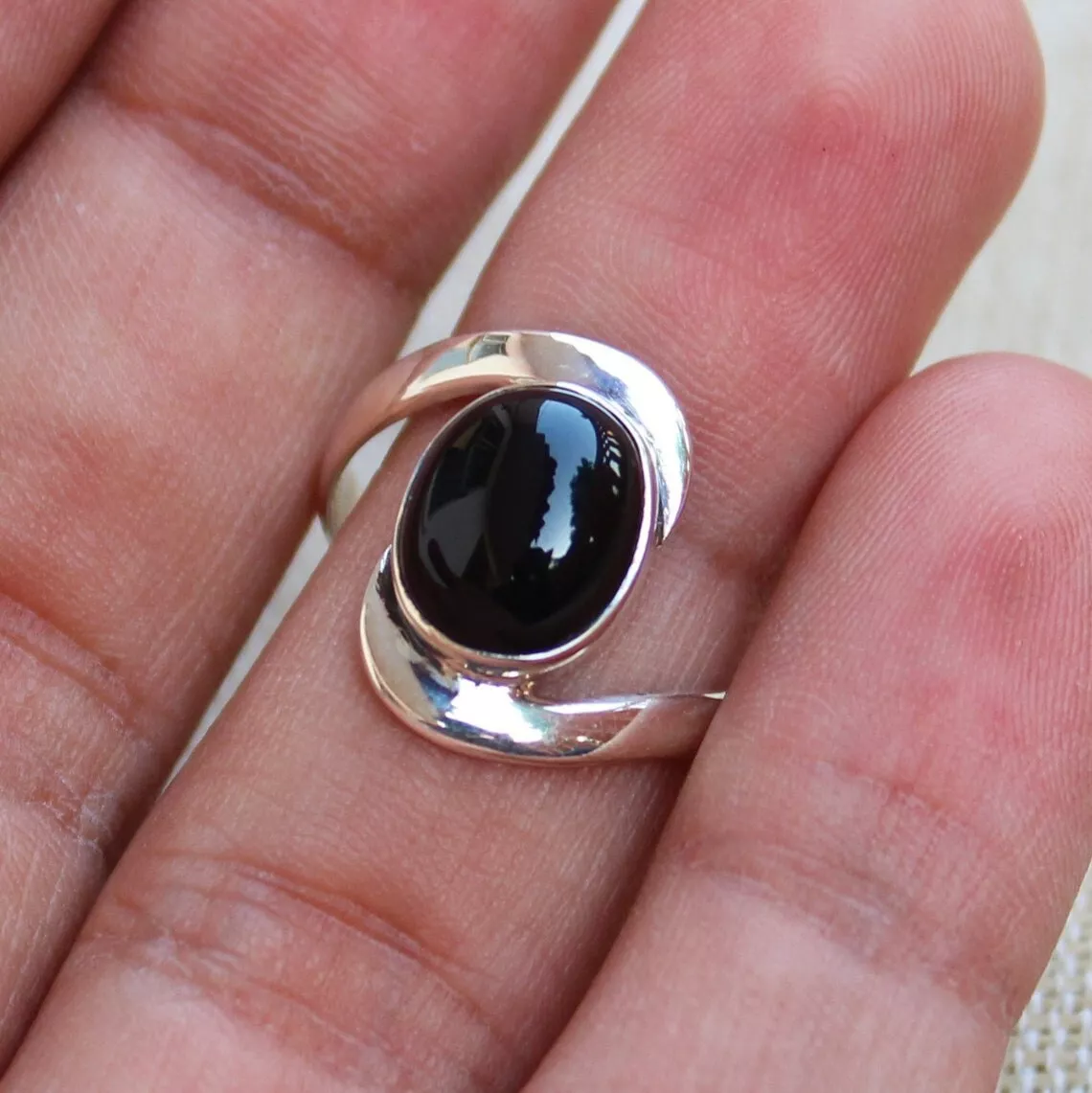 Silver stone ring design for best sale female